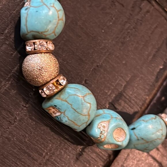 Skull Stone Turquoise Rhinestone Stretch Bracelet​ - Picture 2 of 5